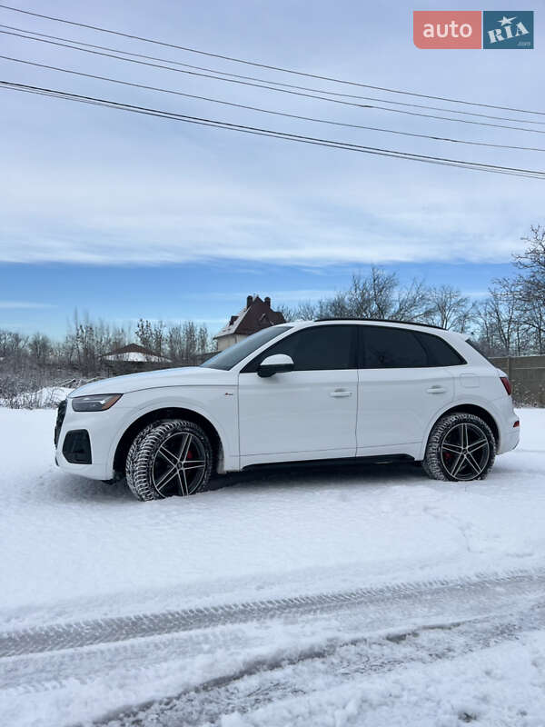 Внедорожник / Кроссовер Audi Q5 2023 в Харькове