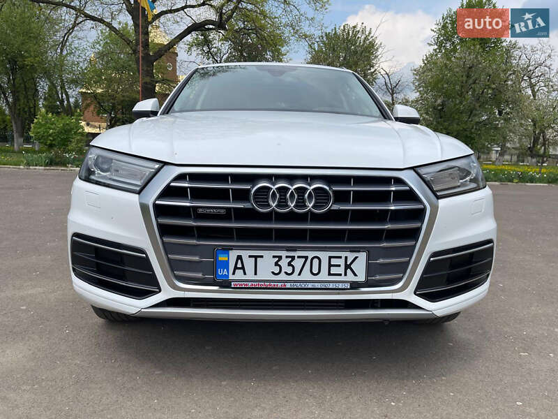 Позашляховик / Кросовер Audi Q5 2017 в Івано-Франківську