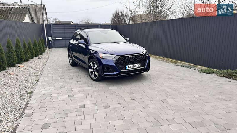 Позашляховик / Кросовер Audi Q5 2021 в Києві