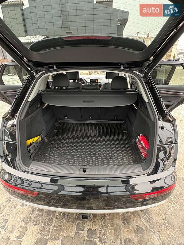 Внедорожник / Кроссовер Audi Q5 2018 в Шепетовке фото 20 Внедорожник / Кроссовер Audi Q5 2018 в Шепетовке