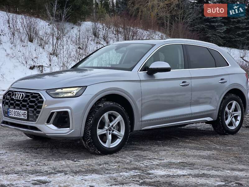 Позашляховик / Кросовер Audi Q5 2020 в Тернополі