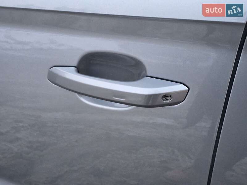 Позашляховик / Кросовер Audi Q5 2020 в Тернополі