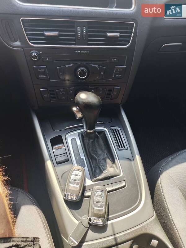 Позашляховик / Кросовер Audi Q5 2011 в Запоріжжі