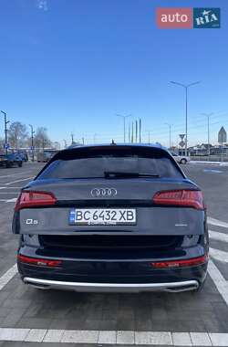 Позашляховик / Кросовер Audi Q5 2019 в Луцьку