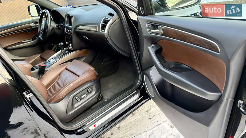 Внедорожник / Кроссовер Audi Q5 2014 в Каменец-Подольском