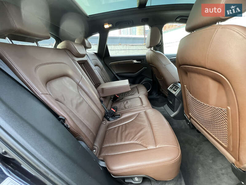 Позашляховик / Кросовер Audi Q5 2015 в Києві