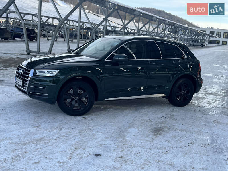 Внедорожник / Кроссовер Audi Q5 2017 в Львове