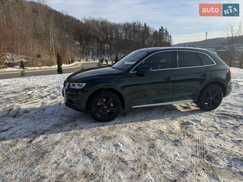 Внедорожник / Кроссовер Audi Q5 2017 в Львове