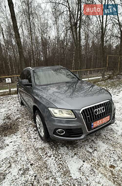 Позашляховик / Кросовер Audi Q5 2015 в Тернополі