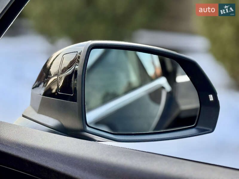 Позашляховик / Кросовер Audi Q5 2018 в Києві фото 45 Позашляховик / Кросовер Audi Q5 2018 в Києві