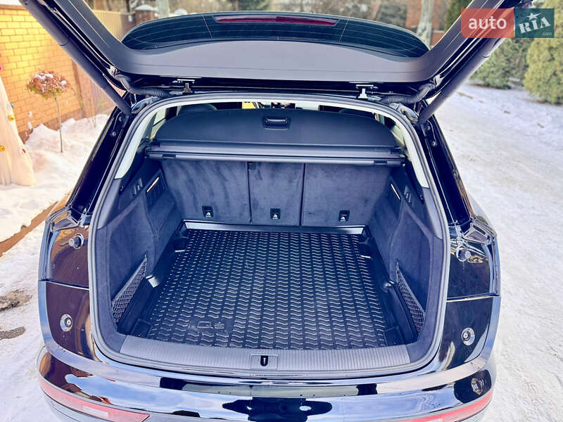 Позашляховик / Кросовер Audi Q5 2018 в Києві фото 70 Позашляховик / Кросовер Audi Q5 2018 в Києві