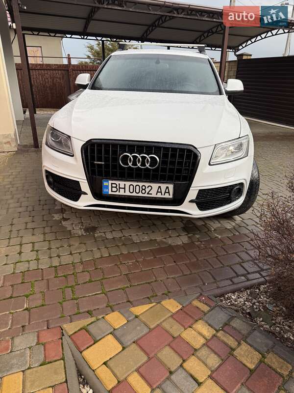 Внедорожник / Кроссовер Audi Q5 2010 в Одессе