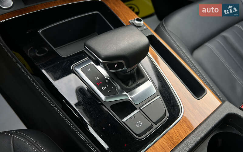 Внедорожник / Кроссовер Audi Q5 2023 в Львове