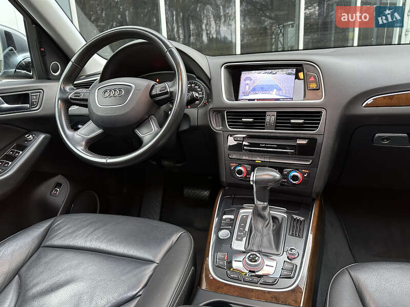 Внедорожник / Кроссовер Audi Q5 2015 в Стрые