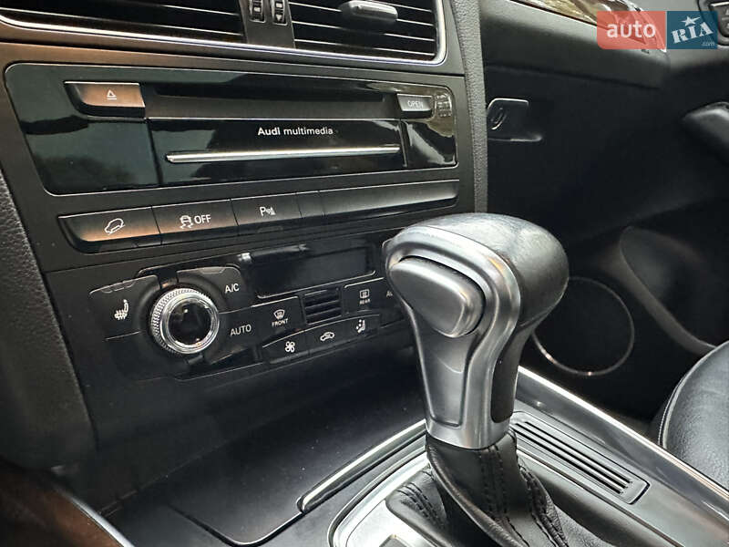 Внедорожник / Кроссовер Audi Q5 2015 в Стрые