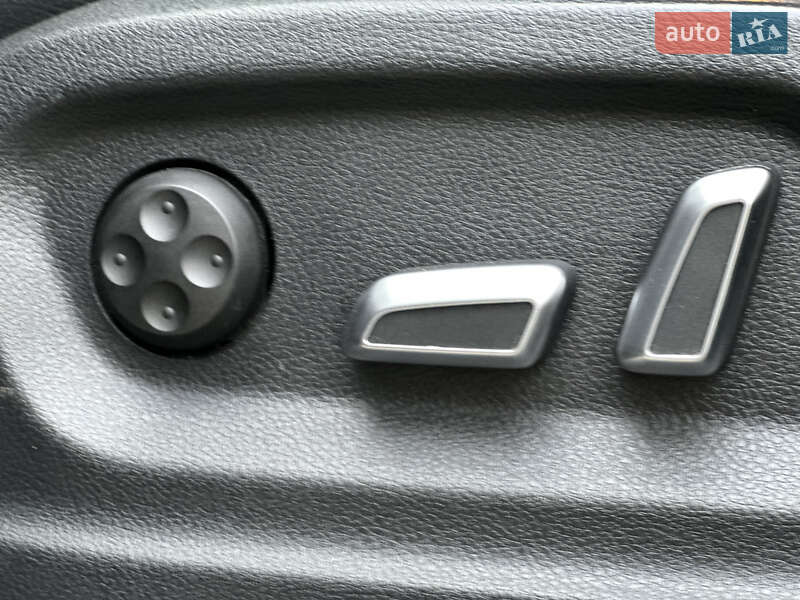 Внедорожник / Кроссовер Audi Q5 2015 в Стрые