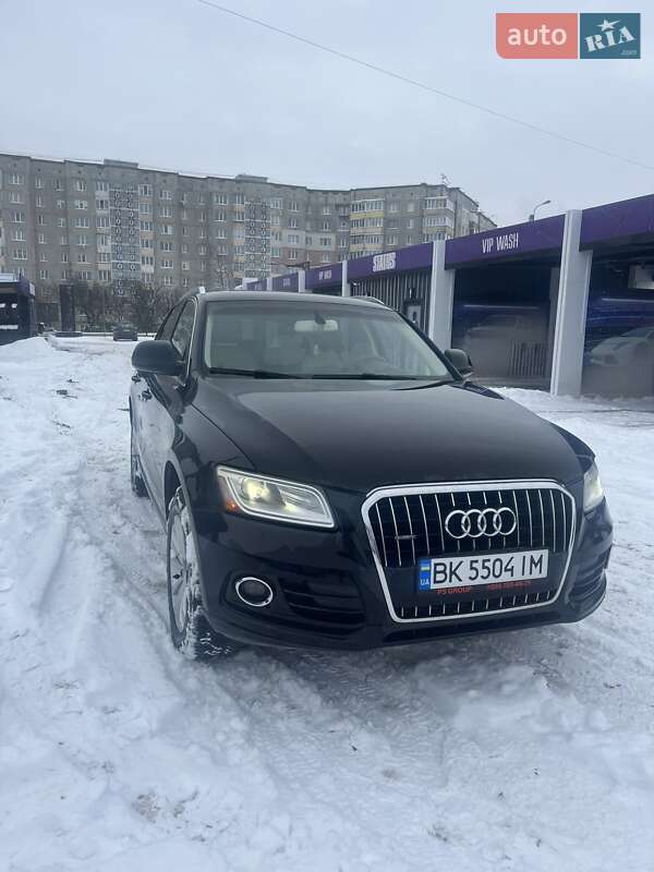 Внедорожник / Кроссовер Audi Q5 2014 в Ровно