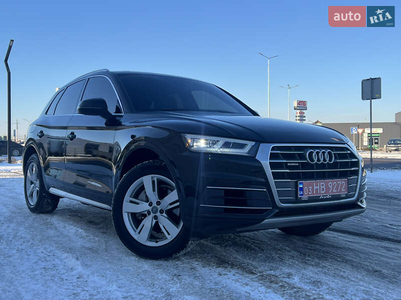 Внедорожник / Кроссовер Audi Q5 2017 в Луцке