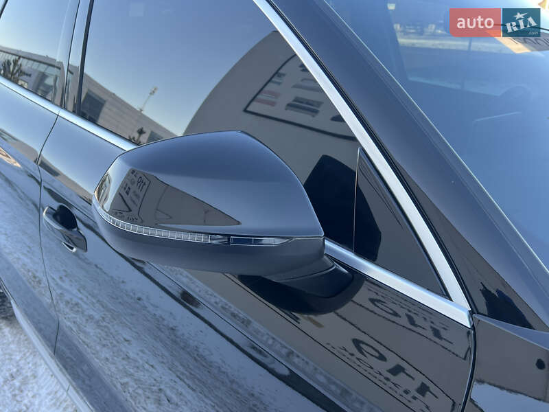 Внедорожник / Кроссовер Audi Q5 2017 в Луцке