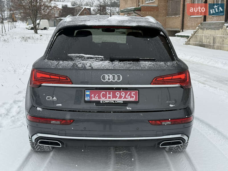 Внедорожник / Кроссовер Audi Q5 2022 в Киеве