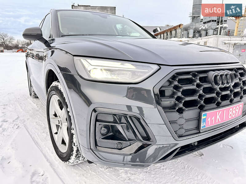 Внедорожник / Кроссовер Audi Q5 2020 в Киеве