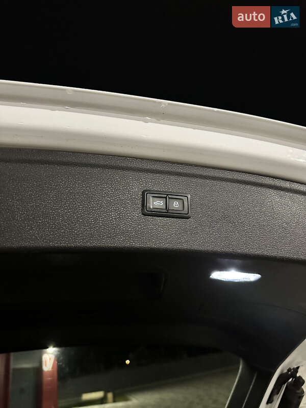 Внедорожник / Кроссовер Audi Q5 2018 в Львове