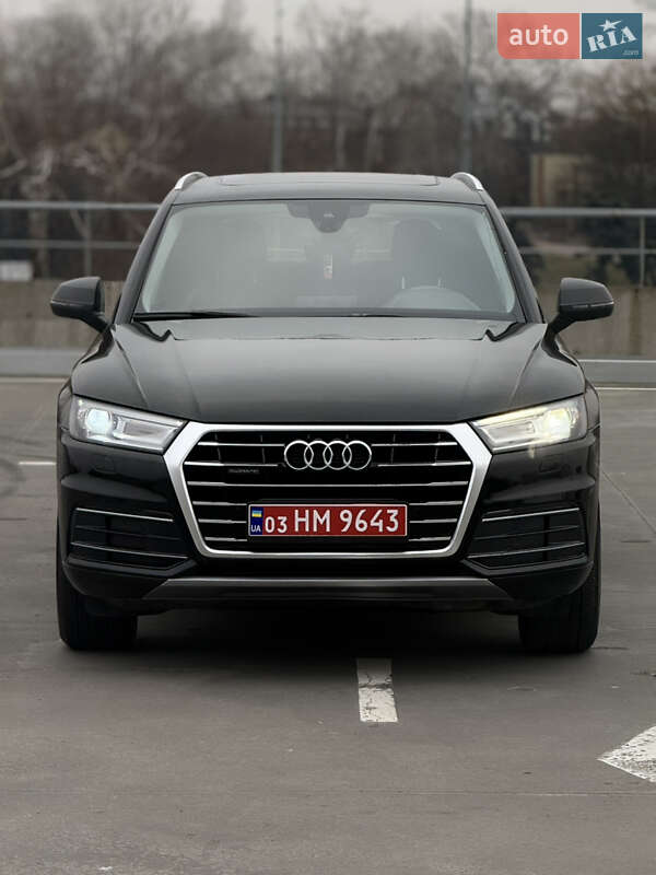 Внедорожник / Кроссовер Audi Q5 2018 в Киеве