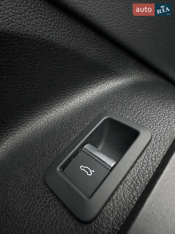 Внедорожник / Кроссовер Audi Q5 2022 в Белогородке