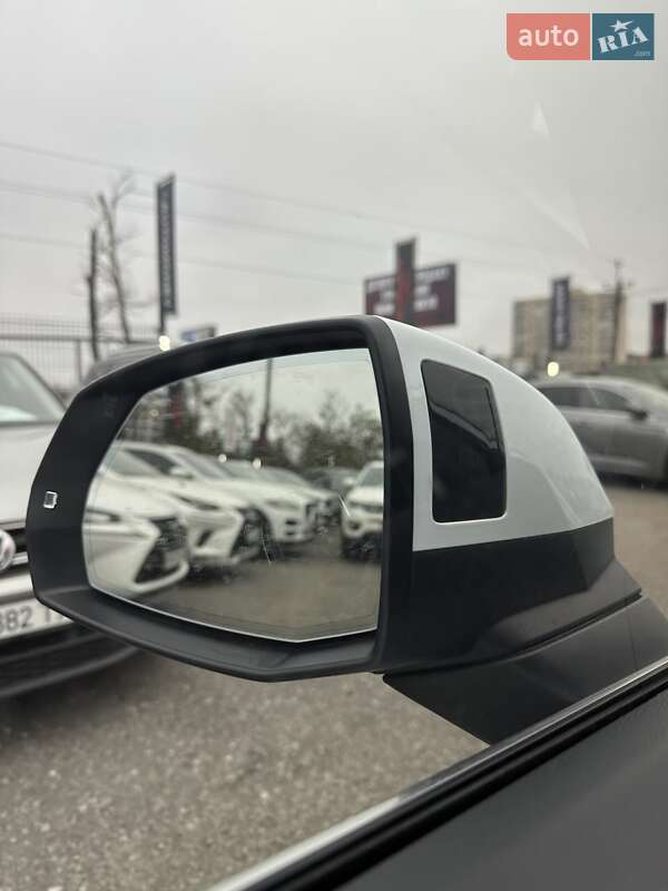 Внедорожник / Кроссовер Audi Q5 2022 в Белогородке