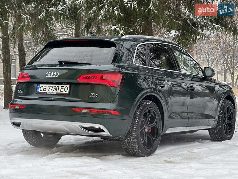 Позашляховик / Кросовер Audi Q5 2017 в Києві
