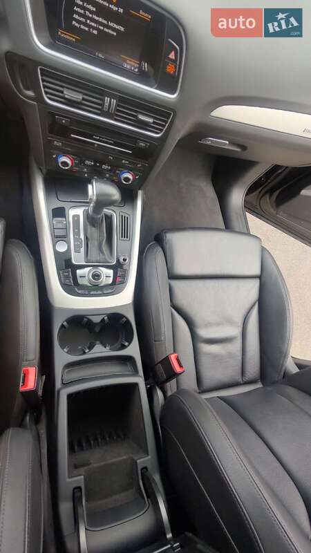 Внедорожник / Кроссовер Audi Q5 2017 в Ирпене