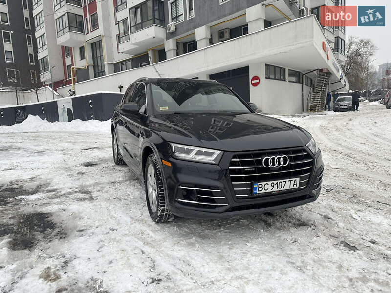 Внедорожник / Кроссовер Audi Q5 2020 в Львове