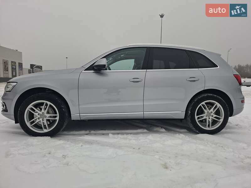 Внедорожник / Кроссовер Audi Q5 2016 в Киеве