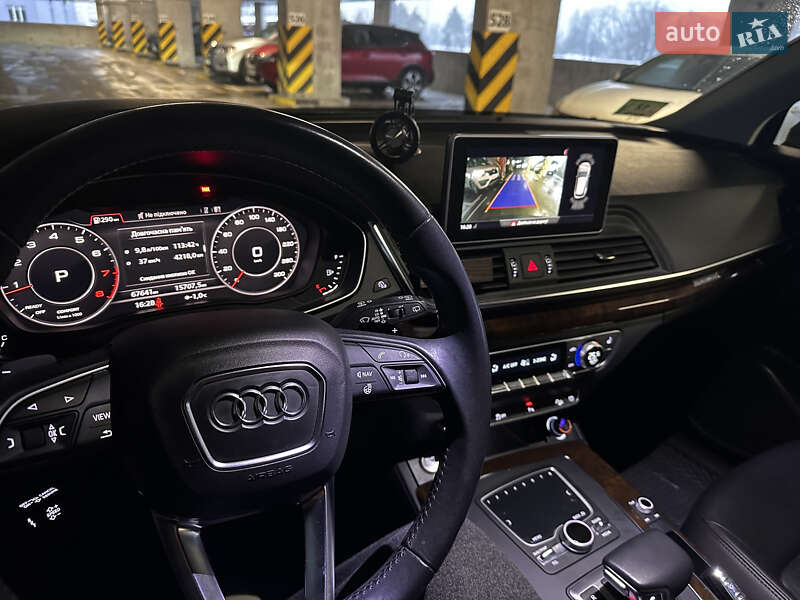 Позашляховик / Кросовер Audi Q5 2018 в Києві