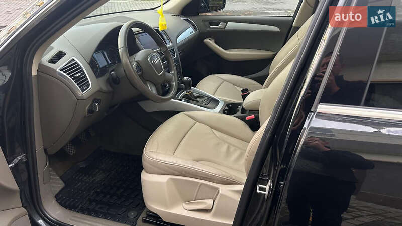 Внедорожник / Кроссовер Audi Q5 2011 в Богородчанах