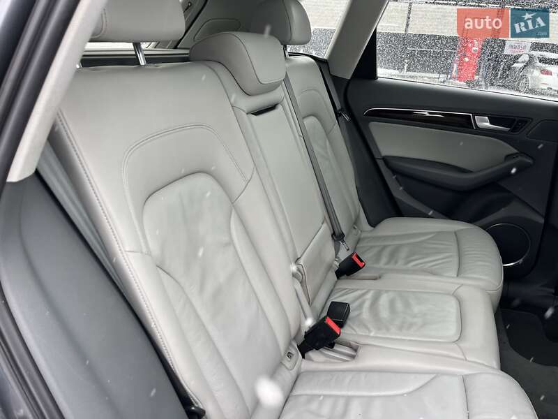 Внедорожник / Кроссовер Audi Q5 2015 в Дубно фото 45 Внедорожник / Кроссовер Audi Q5 2015 в Дубно