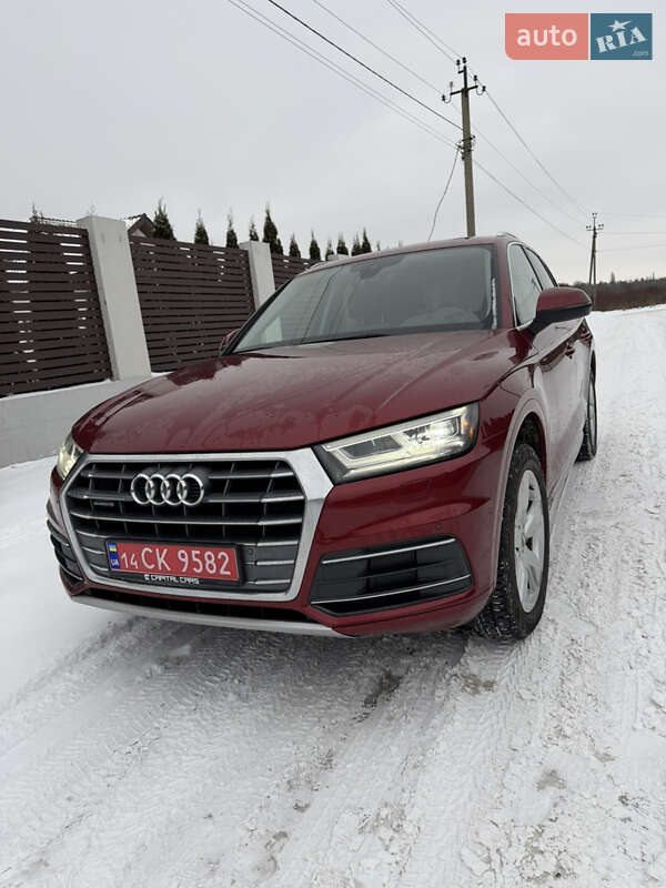 Внедорожник / Кроссовер Audi Q5 2017 в Луцке