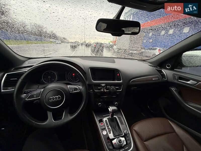 Позашляховик / Кросовер Audi Q5 2016 в Миколаєві