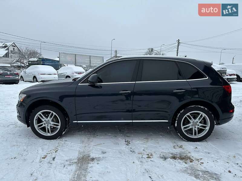 Позашляховик / Кросовер Audi Q5 2017 в Львові