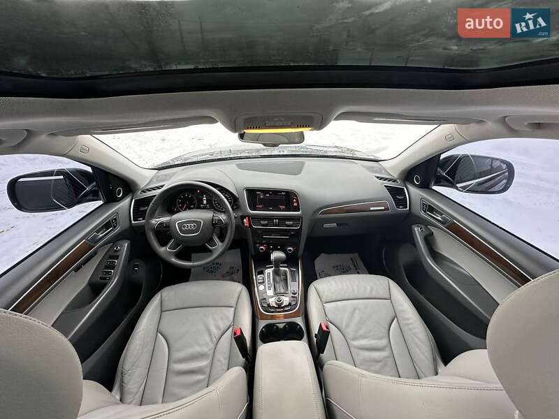 Позашляховик / Кросовер Audi Q5 2017 в Львові