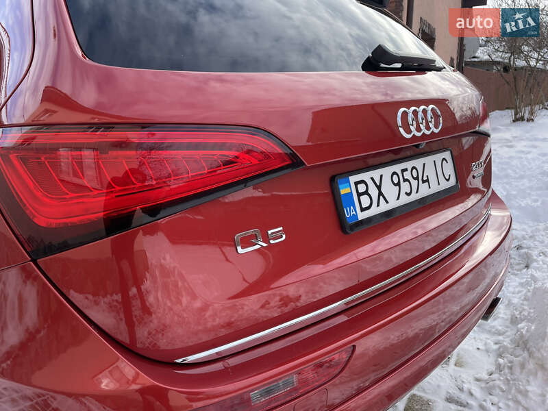Внедорожник / Кроссовер Audi Q5 2014 в Черновцах