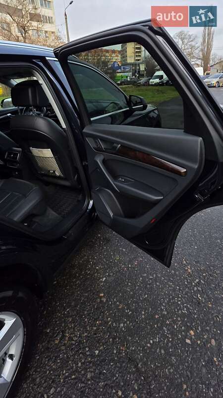 Внедорожник / Кроссовер Audi Q5 2018 в Одессе