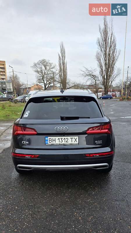 Внедорожник / Кроссовер Audi Q5 2018 в Одессе