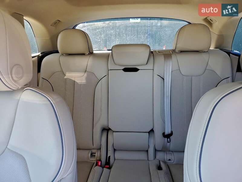 Внедорожник / Кроссовер Audi Q5 2022 в Житомире