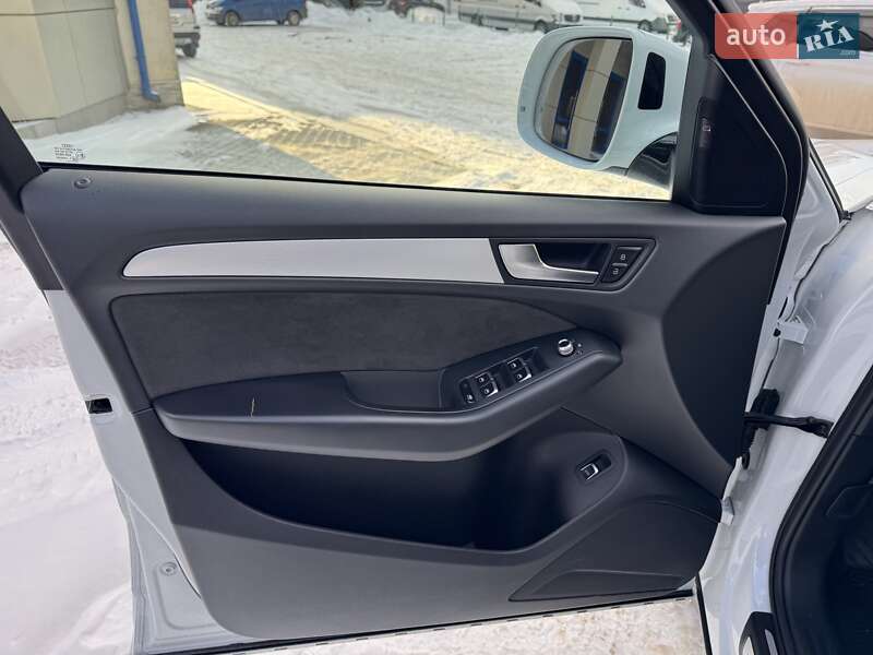 Внедорожник / Кроссовер Audi Q5 2016 в Черновцах