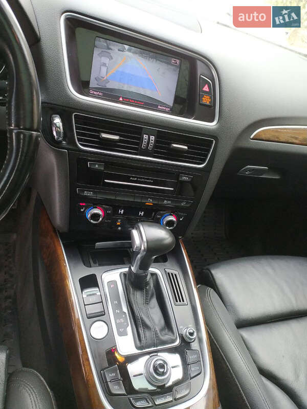 Внедорожник / Кроссовер Audi Q5 2015 в Львове