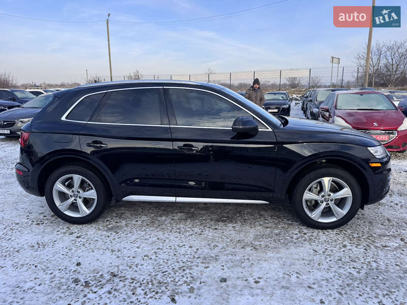 Внедорожник / Кроссовер Audi Q5 2020 в Ивано-Франковске