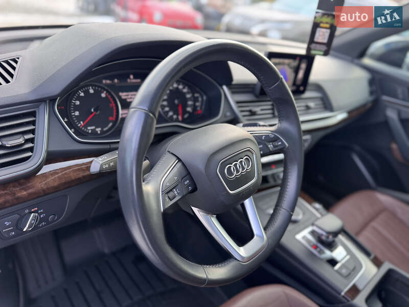 Внедорожник / Кроссовер Audi Q5 2020 в Ивано-Франковске