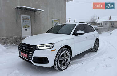 Внедорожник / Кроссовер Audi Q5 2018 в Луцке
