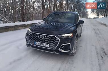 Позашляховик / Кросовер Audi Q5 2020 в Києві